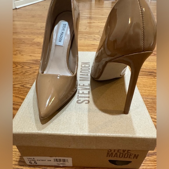 Steve Madden Vala pumps - Picture 2 of 2